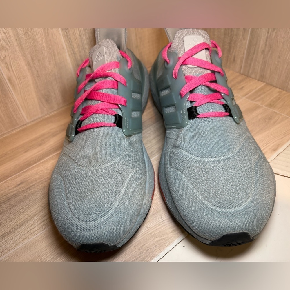 adidas Mens Ultraboost 22 Running Shoe Size 9 - Picture 9 of 11
